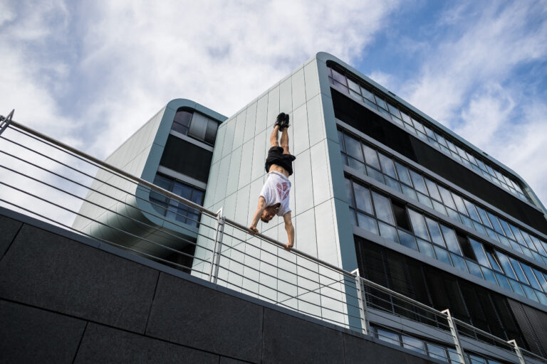 Handstand
